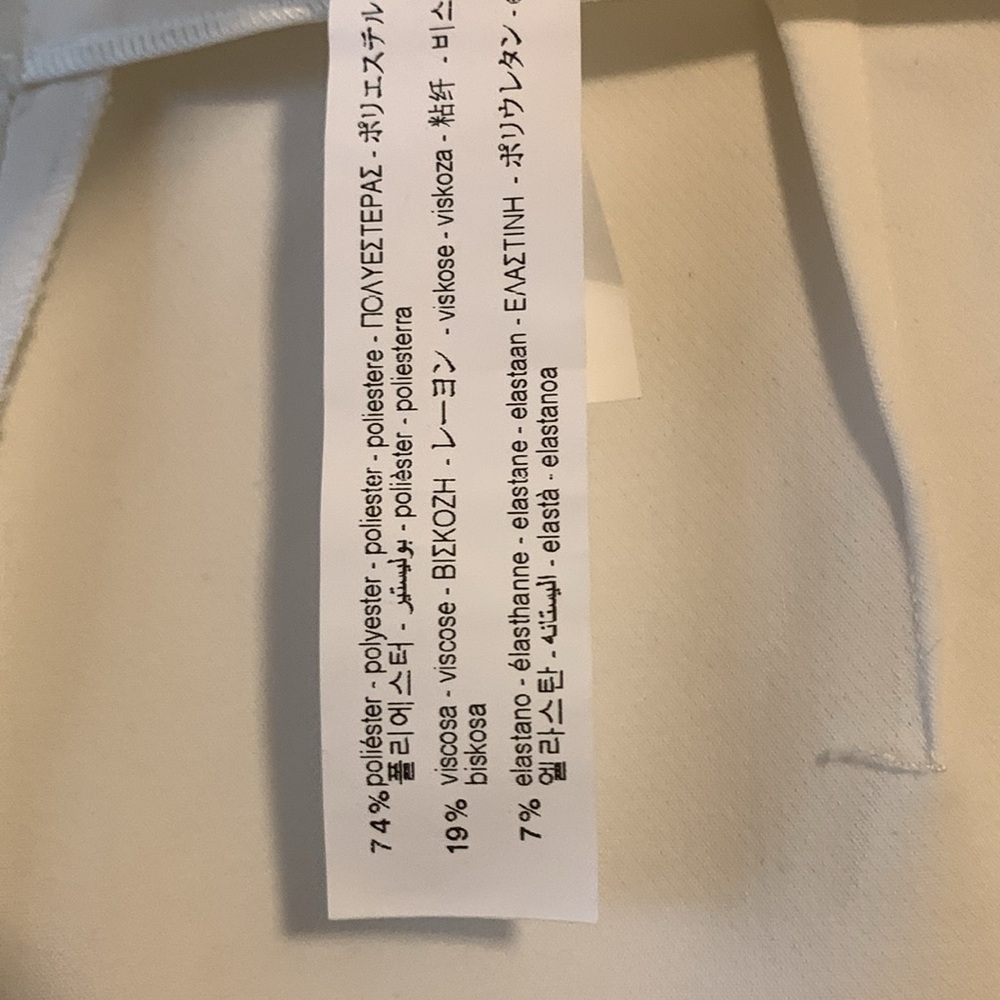 Zara Women’s White Shorts with Gold Buttons Size NWT - Picture 9 of 12